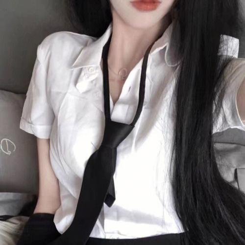 我的差评女友封面